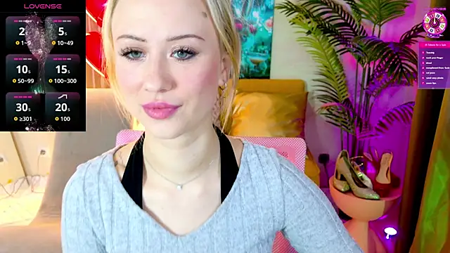 Snapshot of SashaBrooks chatting on February 9, 2026, 2:04 pm SashaBrooks online show from February 9, 2026, 2:04 pm