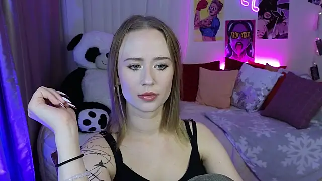 Snapshot of SashaBrooks chatting on September 19, 2025, 6:34 pm SashaBrooks online show from September 19, 2025, 6:34 pm