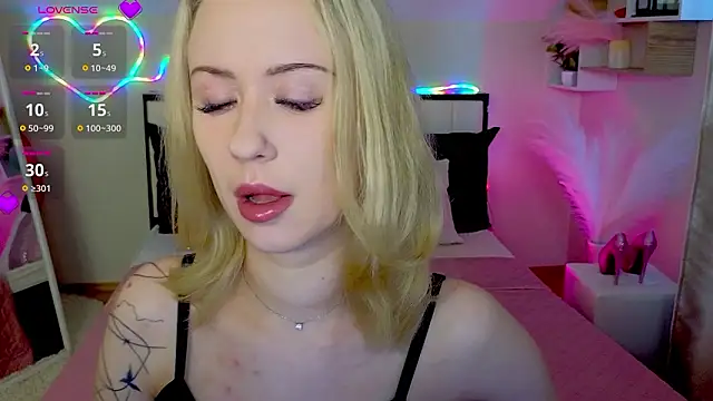 Snapshot of SashaBrooks chatting on February 25, 2026, 2:06 pm SashaBrooks online show from February 25, 2026, 2:06 pm