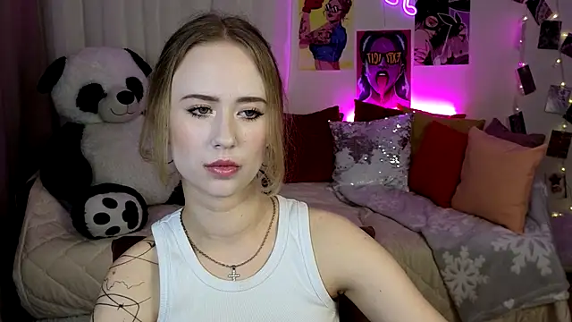 Snapshot of SashaBrooks chatting on September 16, 2025, 6:09 pm SashaBrooks online show from September 16, 2025, 6:09 pm