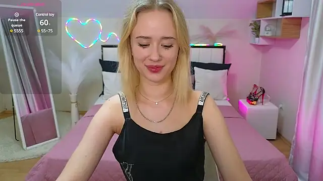 Snapshot of SashaBrooks chatting on February 28, 2025, 6:09 pm SashaBrooks online show from February 28, 2025, 6:09 pm