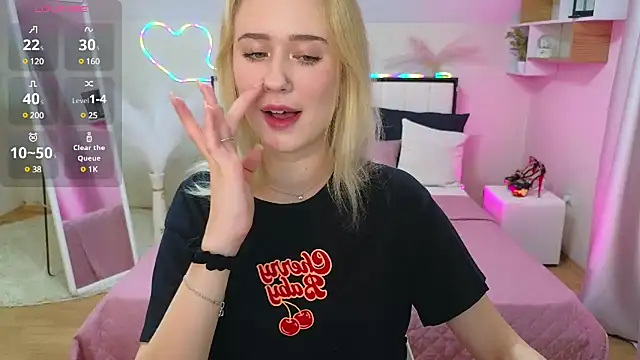 Snapshot of SashaBrooks chatting on March 11, 2025, 5:13 pm SashaBrooks online show from March 11, 2025, 5:13 pm