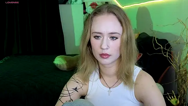 Snapshot of SashaBrooks chatting on September 15, 2025, 6:08 pm SashaBrooks online show from September 15, 2025, 6:08 pm