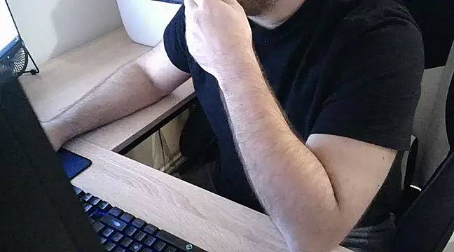 zebymasry online show from January 3, 2025, 8:22 pm