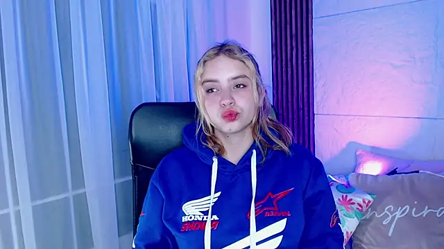 Paris bby online show from January 23, 2025, 4:09 am