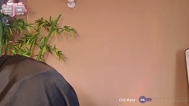 candyy bella online show from December 13, 2025, 8:04 pm