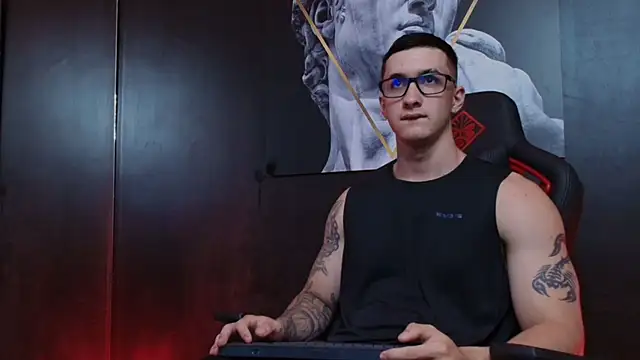 Snapshot of JacksonOlsenn chatting on September 30, 2025, 8:48 pm JacksonOlsenn online show from September 30, 2025, 8:48 pm