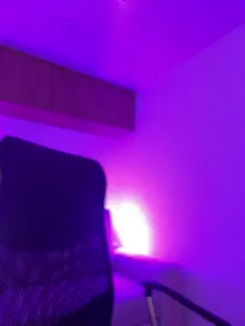 Snapshot of maddy_bronw_ chatting on February 21, 2025, 11:21 pm maddy bronw online show from February 21, 2025, 11:21 pm