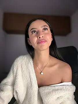 Snapshot of maddy_bronw_ chatting on March 9, 2025, 3:22 am maddy bronw online show from March 9, 2025, 3:22 am