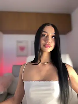 Snapshot of maddy_bronw_ chatting on October 14, 2025, 10:20 pm maddy bronw online show from October 14, 2025, 10:20 pm