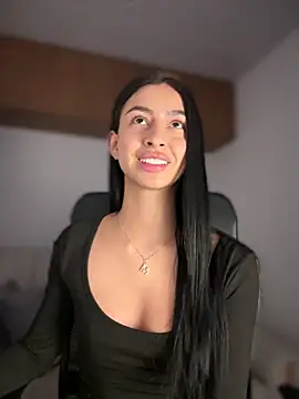 Snapshot of maddy_bronw_ chatting on March 19, 2025, 3:52 am maddy bronw online show from March 19, 2025, 3:52 am