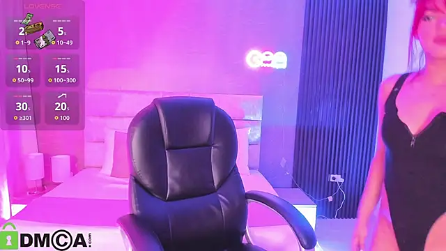 Snapshot of Cristal__adams chatting on September 22, 2025, 12:22 pm Cristal  adams online show from September 22, 2025, 12:22 pm