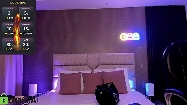 Snapshot of Cristal__adams chatting on October 19, 2025, 12:19 pm Cristal  adams online show from October 19, 2025, 12:19 pm