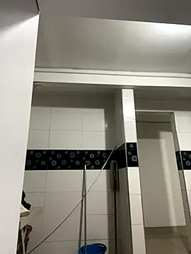 NINA 18 YEARS online show from November 22, 2025, 10:30 pm