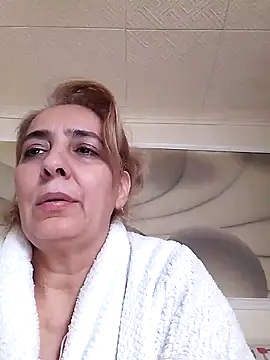 cecylya4u online show from February 13, 2025, 11:06 am