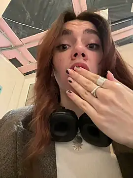 Snapshot of Lily__Belle chatting on March 16, 2025, 4:12 pm Lily Belle online show from March 16, 2025, 4:12 pm