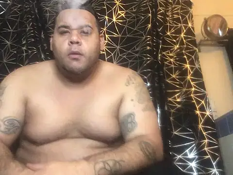 fatboyjayohh126 online show from December 24, 2024, 9:28 am