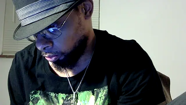 Snapshot of WhiskeyWood_DuhGOD chatting on February 27, 2025, 2:25 am WhiskeyWood DuhGOD online show from February 27, 2025, 2:25 am