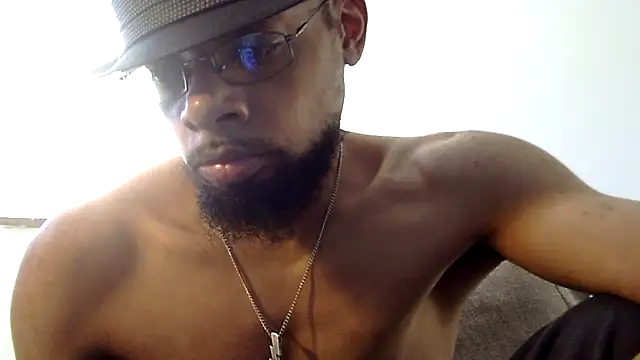 Snapshot of WhiskeyWood_DuhGOD chatting on March 21, 2025, 7:35 pm WhiskeyWood DuhGOD online show from March 21, 2025, 7:35 pm