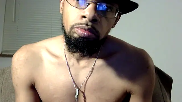 Snapshot of WhiskeyWood_DuhGOD chatting on March 12, 2025, 2:09 am WhiskeyWood DuhGOD online show from March 12, 2025, 2:09 am