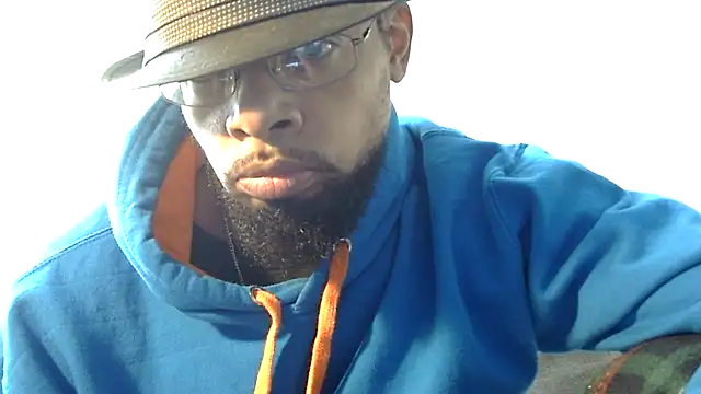 Snapshot of WhiskeyWood_DuhGOD chatting on February 14, 2025, 8:37 pm WhiskeyWood DuhGOD online show from February 14, 2025, 8:37 pm