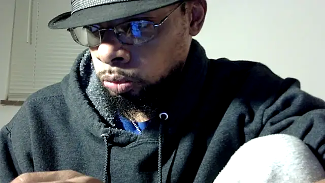 Snapshot of WhiskeyWood_DuhGOD chatting on February 4, 2025, 5:21 am WhiskeyWood DuhGOD online show from February 4, 2025, 5:21 am
