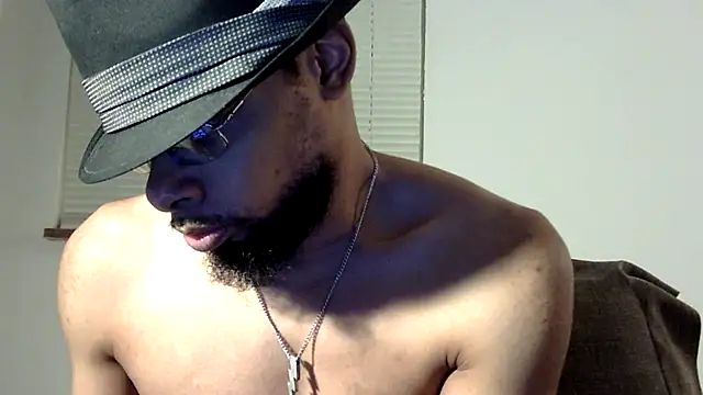 Snapshot of WhiskeyWood_DuhGOD chatting on February 26, 2025, 2:30 am WhiskeyWood DuhGOD online show from February 26, 2025, 2:30 am