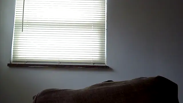 Snapshot of WhiskeyWood_DuhGOD chatting on February 28, 2025, 8:39 pm WhiskeyWood DuhGOD online show from February 28, 2025, 8:39 pm