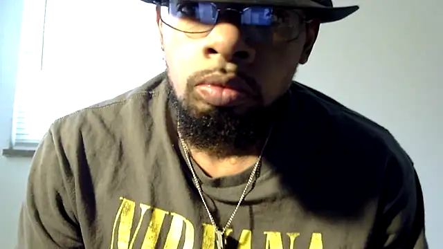 Snapshot of WhiskeyWood_DuhGOD chatting on January 31, 2025, 5:32 pm WhiskeyWood DuhGOD online show from January 31, 2025, 5:32 pm