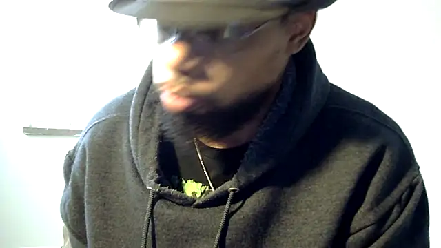 Snapshot of WhiskeyWood_DuhGOD chatting on February 26, 2025, 8:25 pm WhiskeyWood DuhGOD online show from February 26, 2025, 8:25 pm