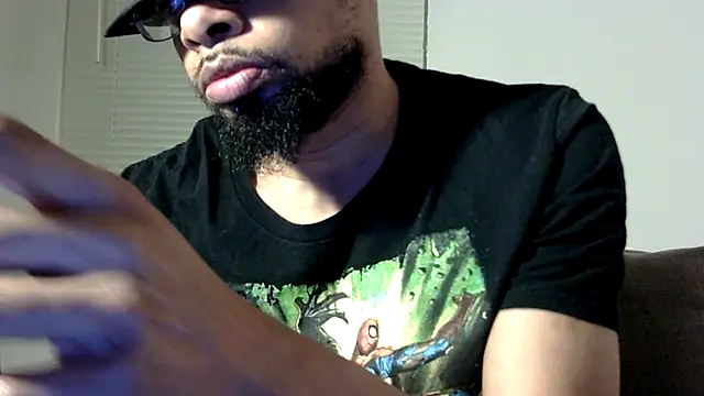 Snapshot of WhiskeyWood_DuhGOD chatting on February 17, 2025, 2:31 am WhiskeyWood DuhGOD online show from February 17, 2025, 2:31 am