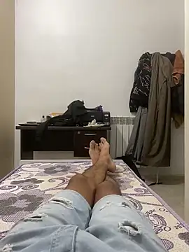 alex-riadh online show from September 27, 2025, 4:02 pm