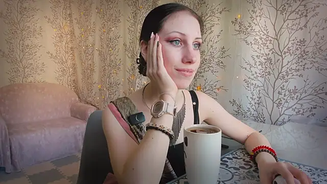 Mary0Lou online show from May 31, 2026, 8:09 am