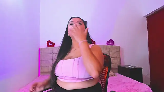 Snapshot of Catherine_summer1 chatting on September 26, 2025, 2:07 am Catherine summer1 online show from September 26, 2025, 2:07 am