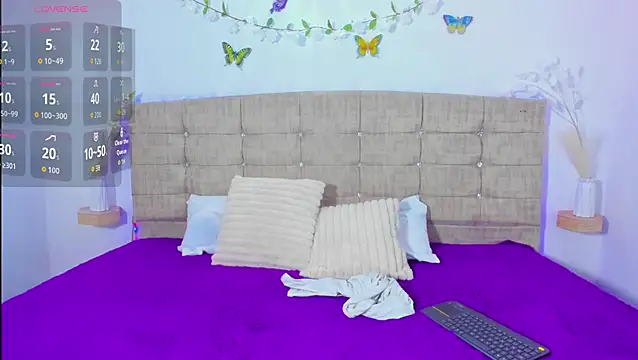 Catherine summer1 online show from March 25, 2026, 8:30 pm