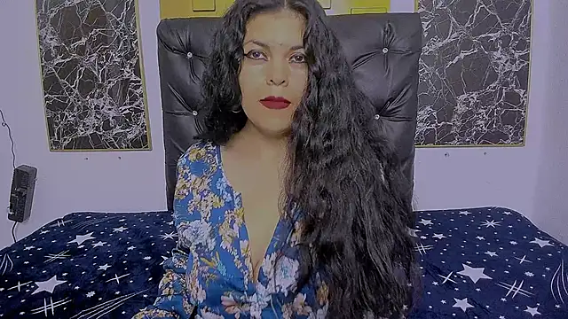 scarlett w0lf online show from February 9, 2026, 2:48 pm