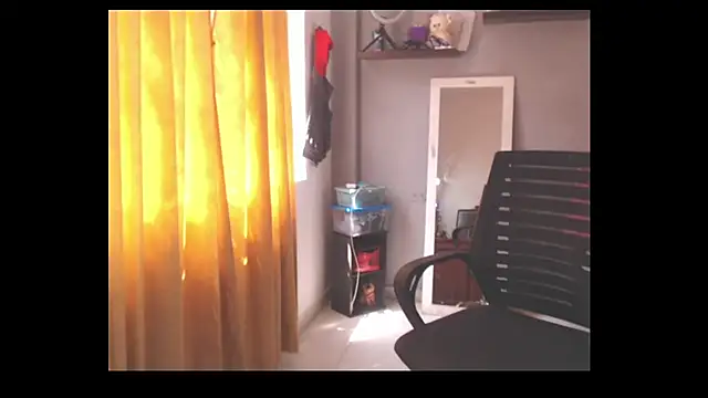 SusanLeroy online show from October 3, 2025, 3:13 pm