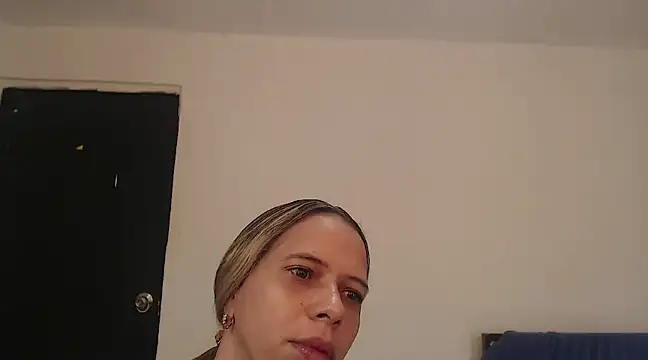 SusanLeroy online show from February 28, 2025, 2:09 pm