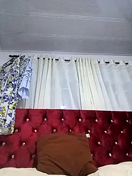 Snapshot of Samantha_Sullivan_ chatting on February 28, 2025, 3:15 am Samantha Sullivan  online show from February 28, 2025, 3:15 am