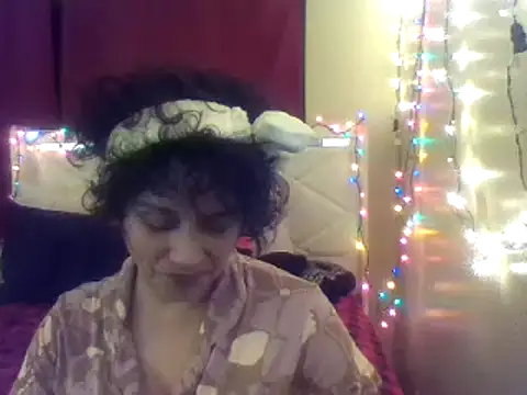 Snapshot of lachulalarubie chatting on January 15, 2025, 2:17 am lachulalarubie online show from January 15, 2025, 2:17 am