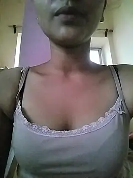 Snapshot of MISSQUEEN48 chatting on August 2, 2026, 12:25 pm MISSQUEEN48 online show from August 2, 2026, 12:25 pm