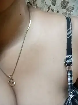 sajida34 online show from September 18, 2025, 1:30 am