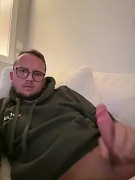 Snapshot of thehornyguy97 chatting on June 22, 2026, 10:51 pm thehornyguy97 online show from June 22, 2026, 10:51 pm