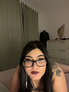 alexaandreea99 online show from December 16, 2024, 10:03 pm