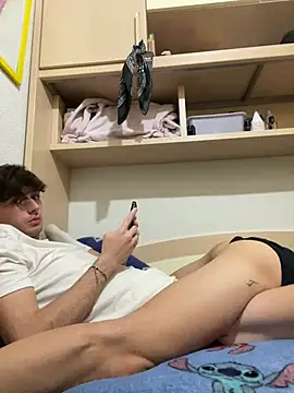 Adriiann  21 online show from December 12, 2024, 10:09 pm