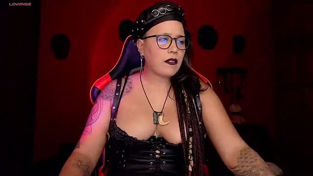 LilithSharon online show from December 3, 2024, 8:33 pm