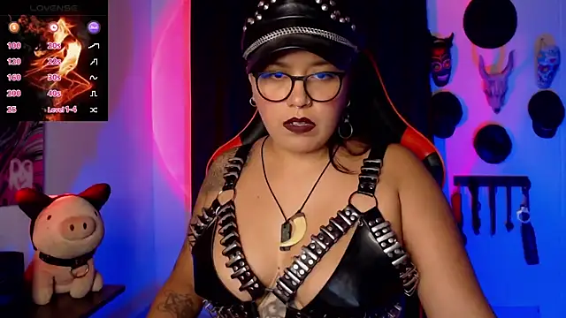 LilithSharon online show from October 21, 2025, 5:12 pm