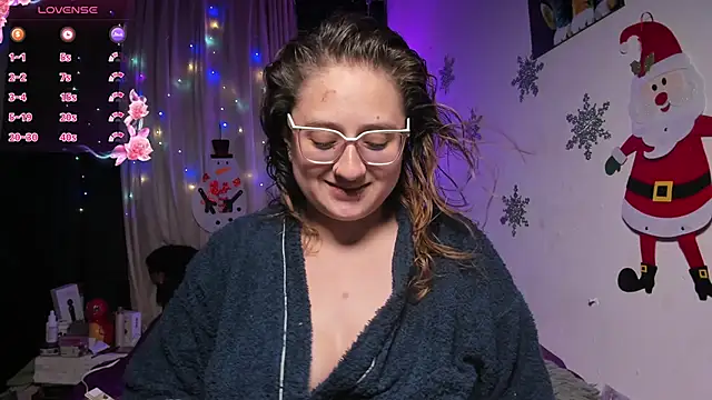 Snapshot of AnnieBigBoobs chatting on December 5, 2024, 10:50 pm AnnieBigBoobs online show from December 5, 2024, 10:50 pm