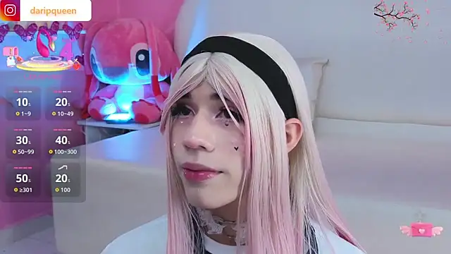 Snapshot of DaripQueen chatting on October 3, 2025, 2:40 pm DaripQueen online show from October 3, 2025, 2:40 pm