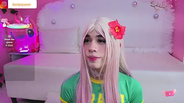 DaripQueen online show from November 24, 2025, 2:28 pm